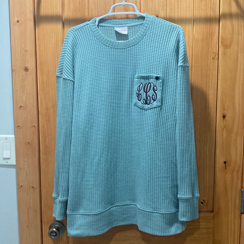 Pale sea foam green waffle knit L/XL oversized sweater tunic. From Marleylilly.
